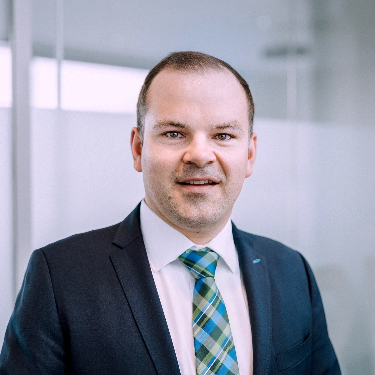 Jonas Wolf – Projektmanagement im Bereich RLT und Lüftungstechnik